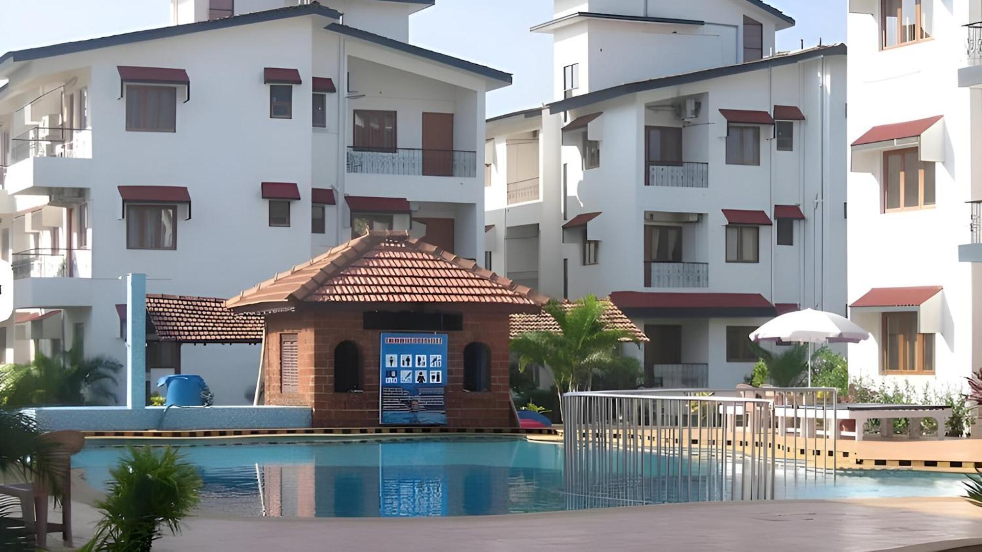 Ronne'S Little Baga Service Apartments Luaran gambar